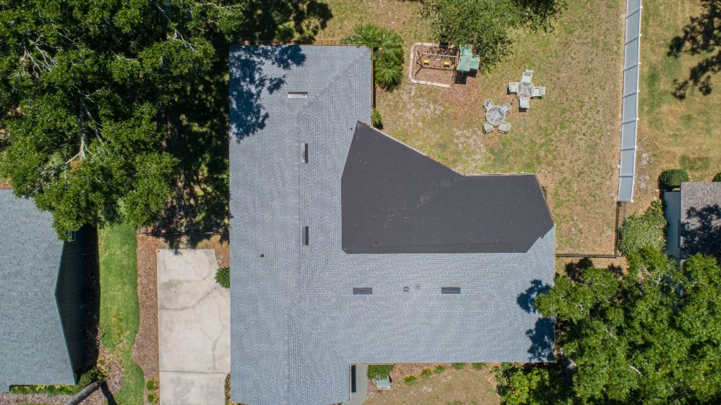 Stronghold Roofing completed a gray shingle roof on a ranch home in Bartow, FL.