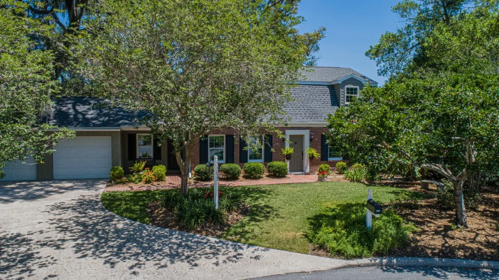 Stronghold Roofing completed a gray shingle roof on a ranch home in Clearwater, FL.