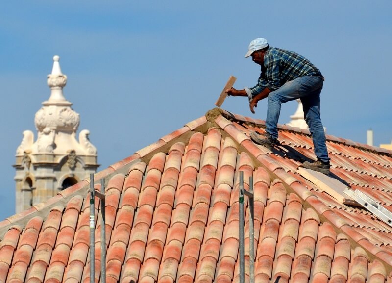 Benefits of repairing a roof