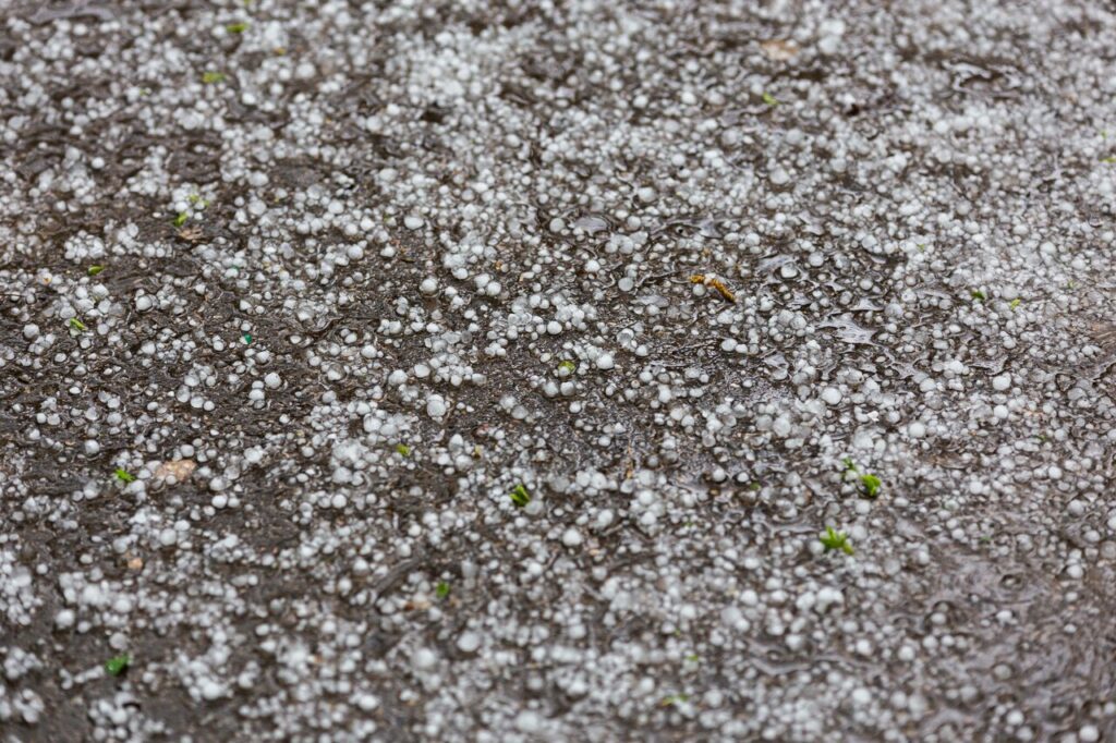 Hail stones cause roof damage in and near Lakeland