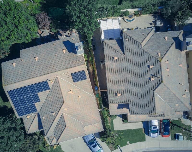 Solar panels on roofs in Lakeland