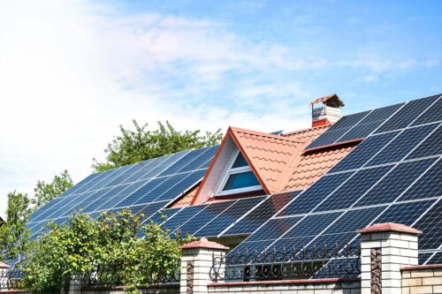 Residential roof in Lakeland covered by solar panels